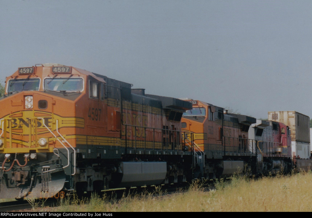 BNSF 4597 East